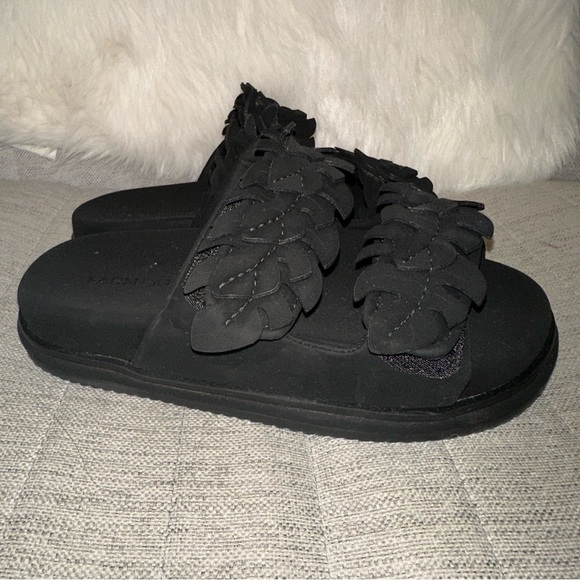 Farm Rio Mini Monstera Anatomical Slide Sandals - Picture 4 of 7